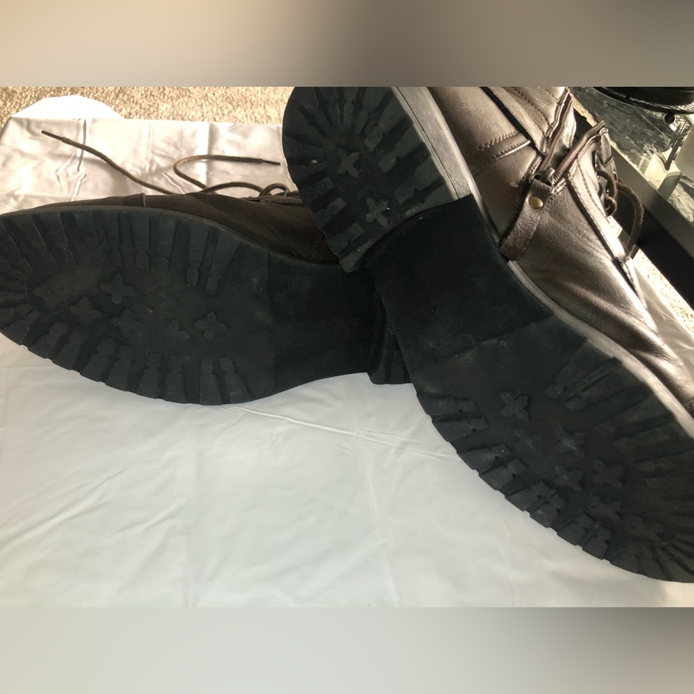 Sturdy Boots - image 4